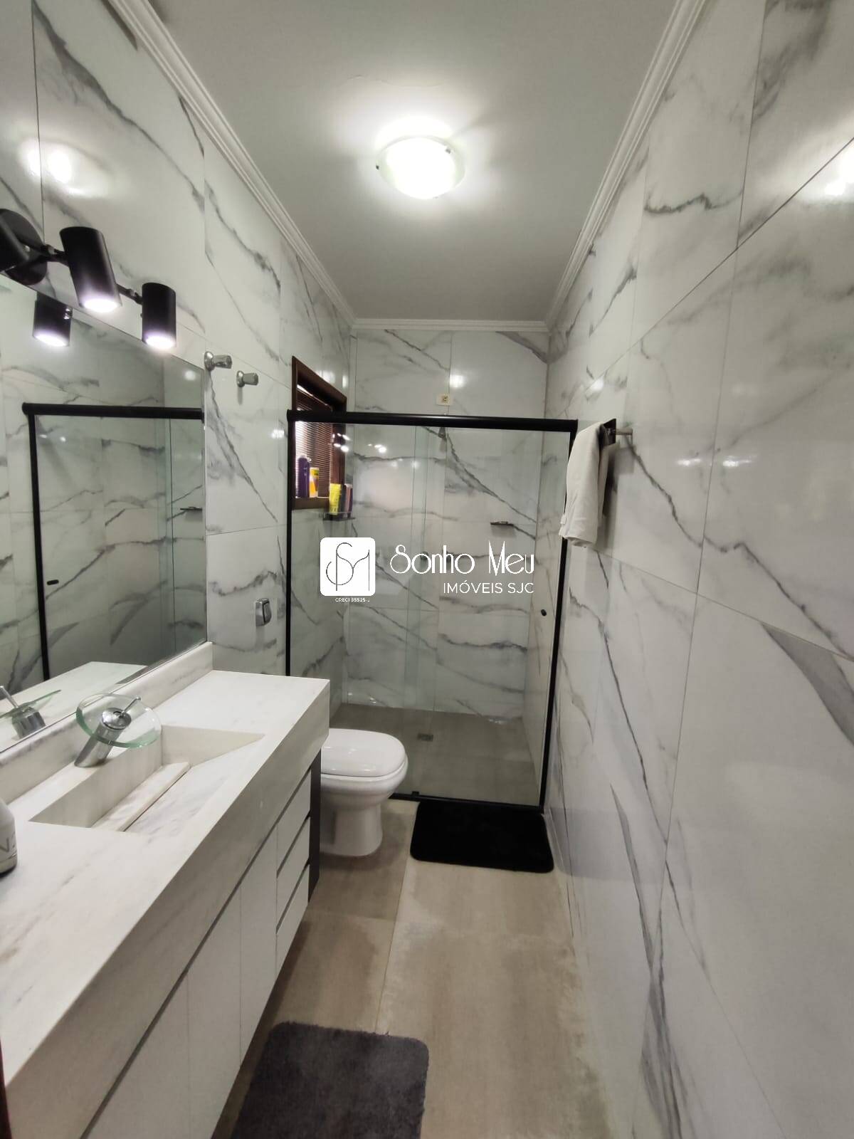 Casa à venda e aluguel com 4 quartos, 300m² - Foto 86