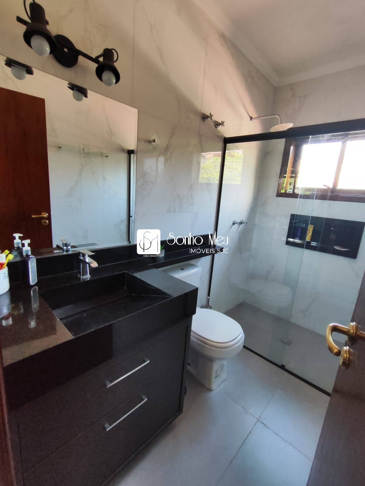 Casa à venda e aluguel com 4 quartos, 300m² - Foto 77