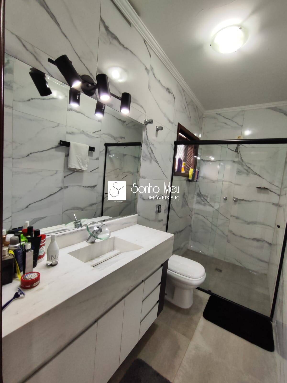 Casa à venda e aluguel com 4 quartos, 300m² - Foto 87