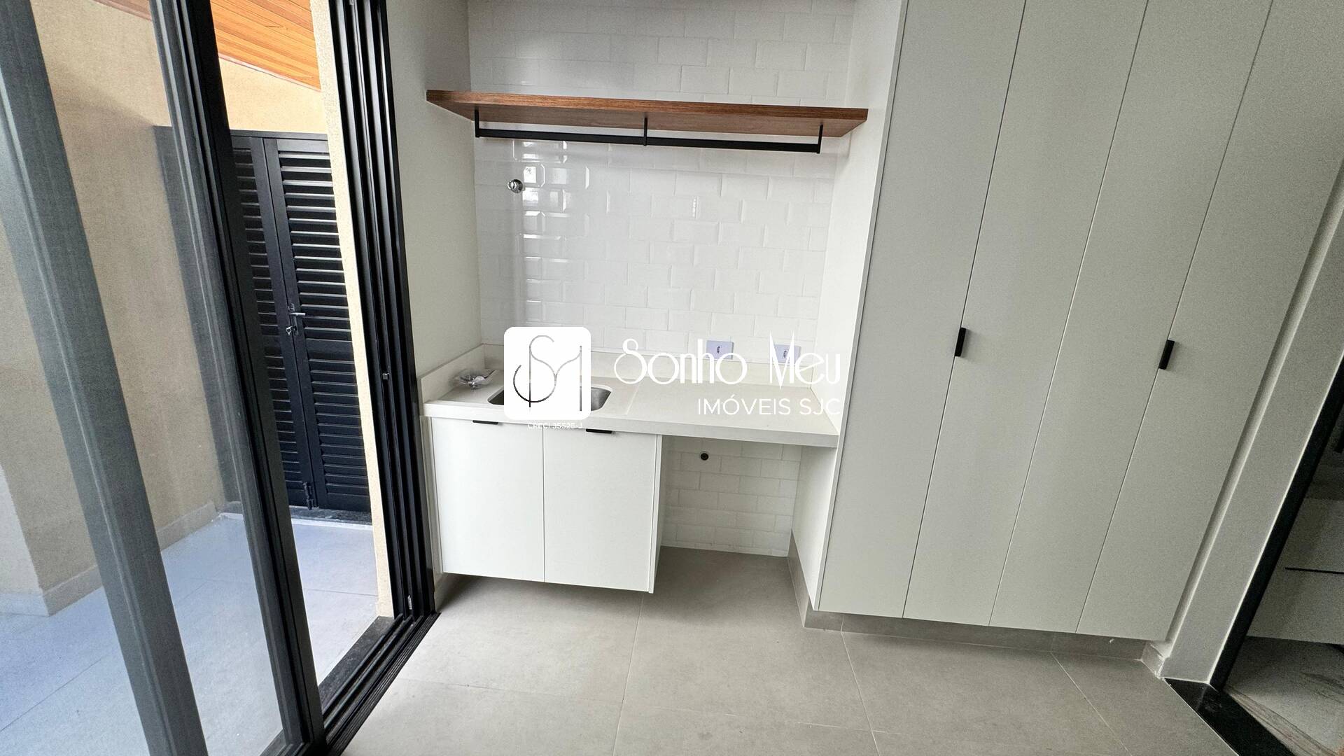 Casa de Condomínio à venda com 5 quartos, 378m² - Foto 6