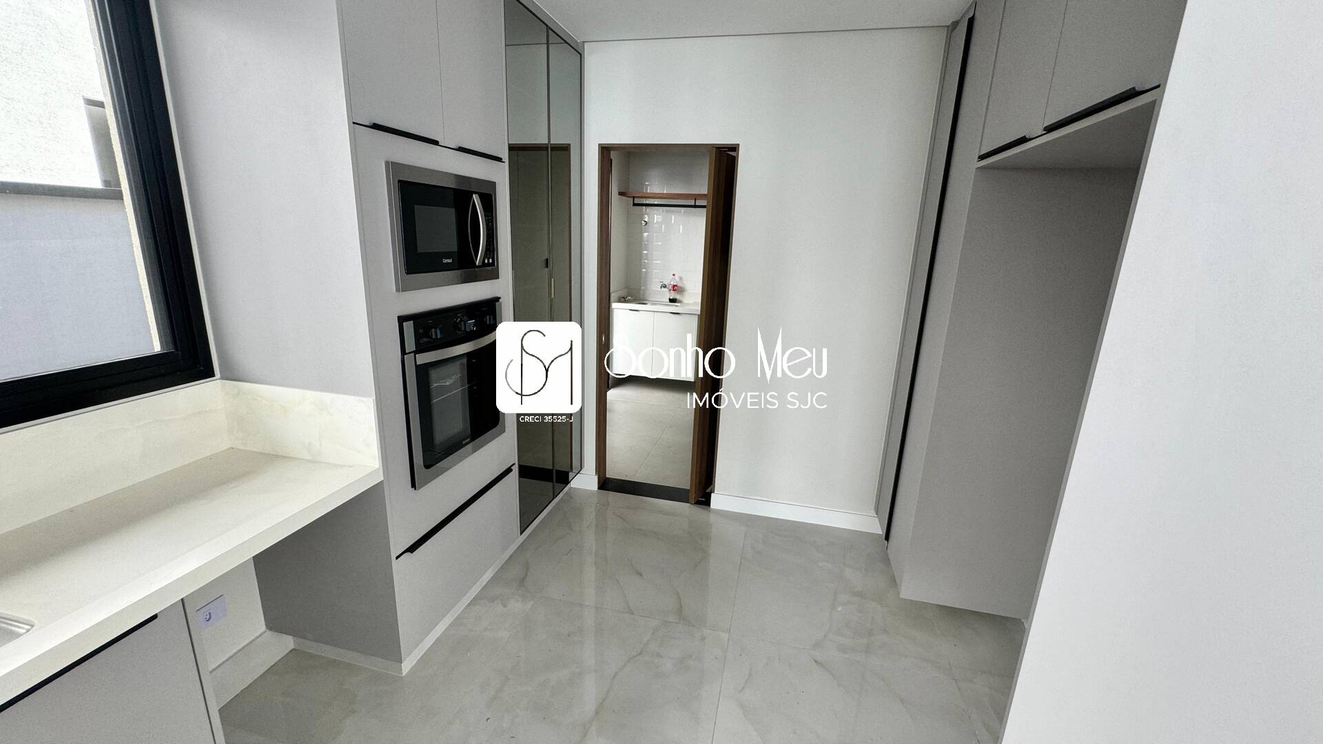 Casa de Condomínio à venda com 5 quartos, 378m² - Foto 5