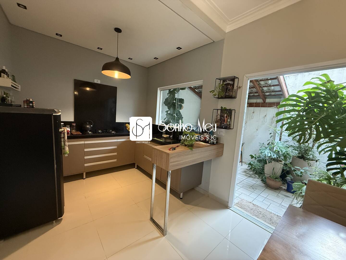 Casa à venda com 3 quartos, 143m² - Foto 3