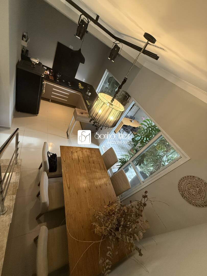 Casa à venda com 3 quartos, 143m² - Foto 4