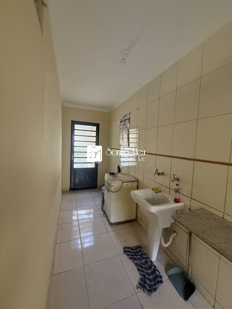 Casa à venda e aluguel com 3 quartos, 179m² - Foto 7