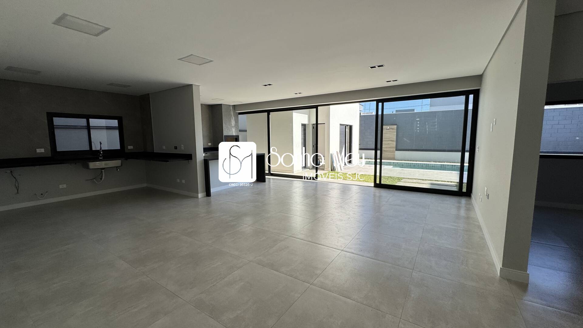 Casa à venda com 3 quartos, 310m² - Foto 27