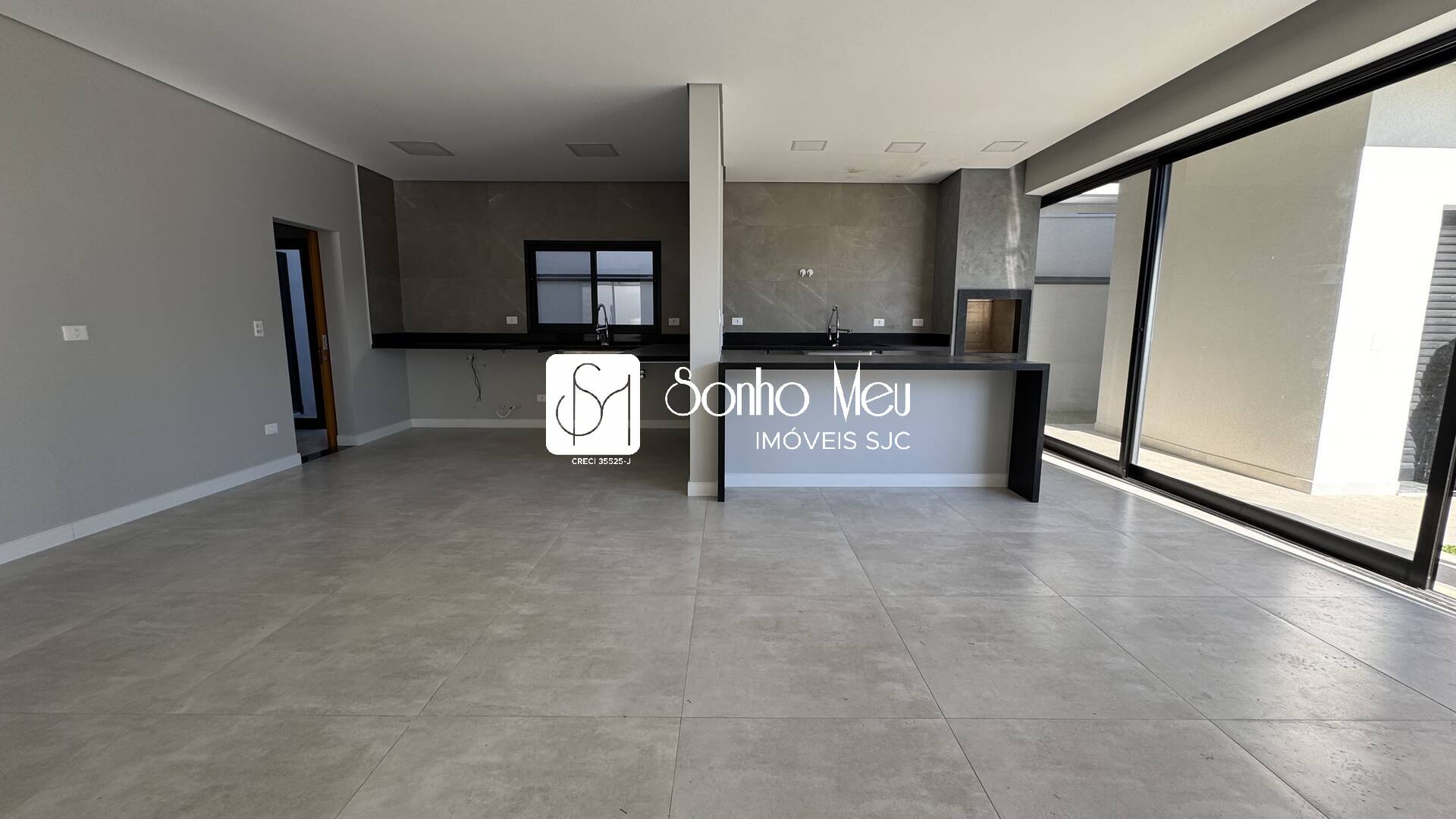 Casa à venda com 3 quartos, 310m² - Foto 23
