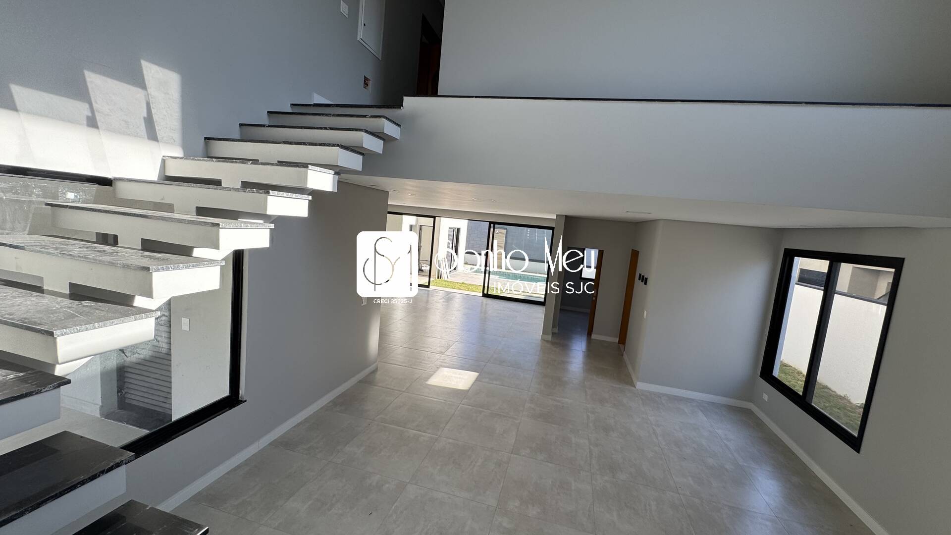Casa à venda com 3 quartos, 310m² - Foto 30