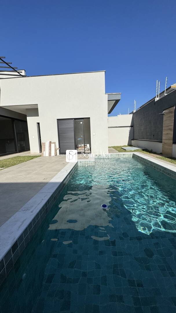Casa à venda com 3 quartos, 310m² - Foto 14