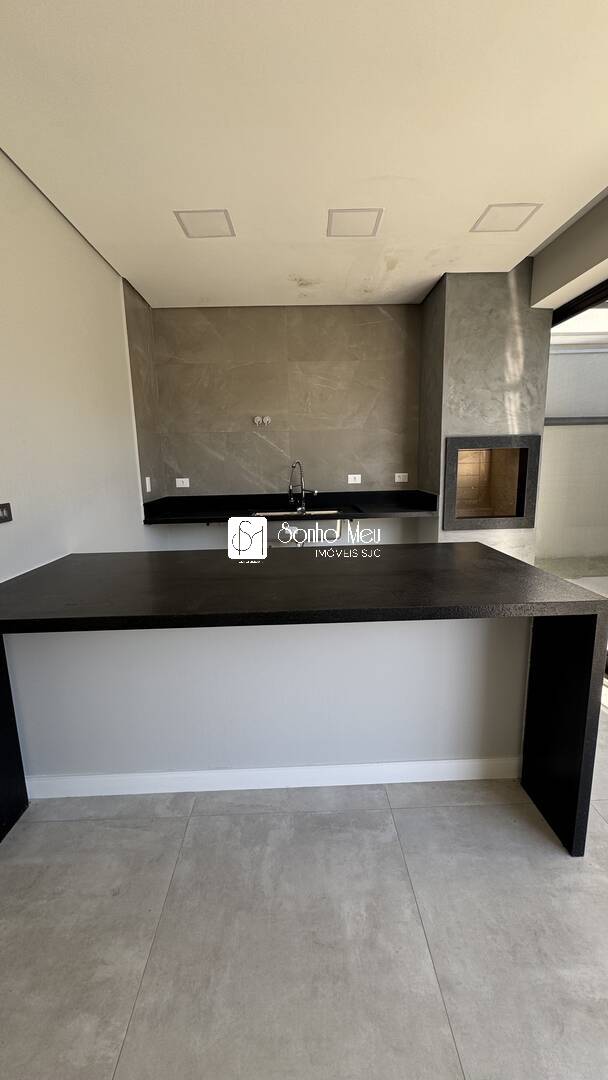 Casa à venda com 3 quartos, 310m² - Foto 24