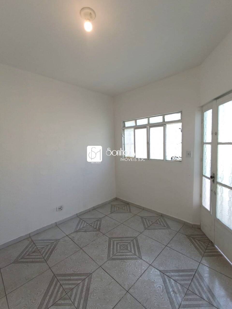 Casa à venda com 3 quartos, 68m² - Foto 6
