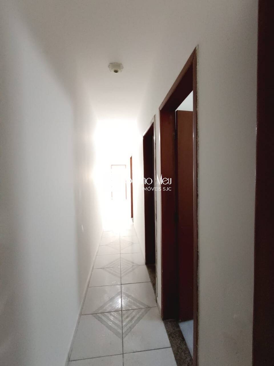 Casa à venda com 3 quartos, 68m² - Foto 9