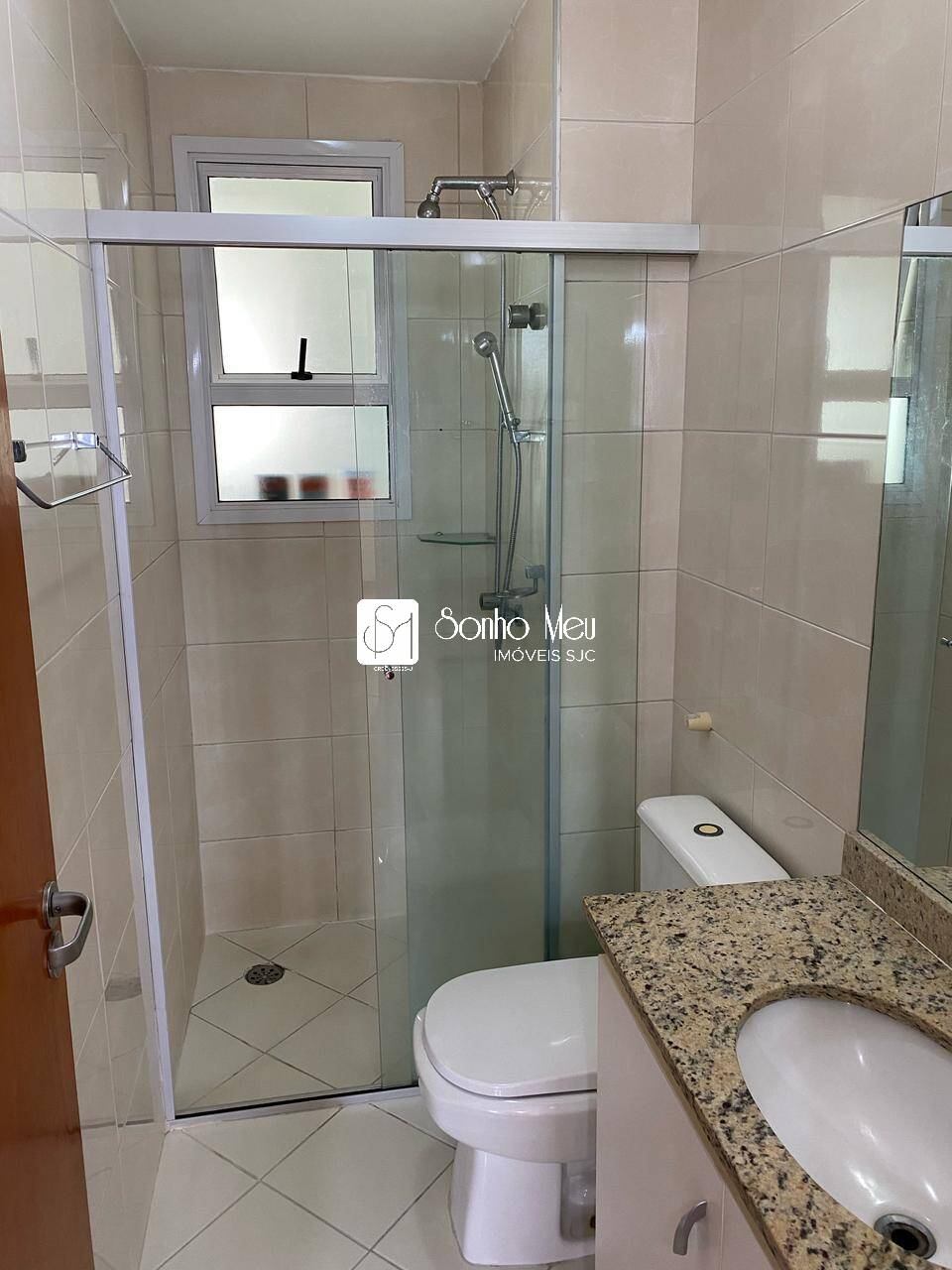 Apartamento para alugar com 3 quartos, 77m² - Foto 9