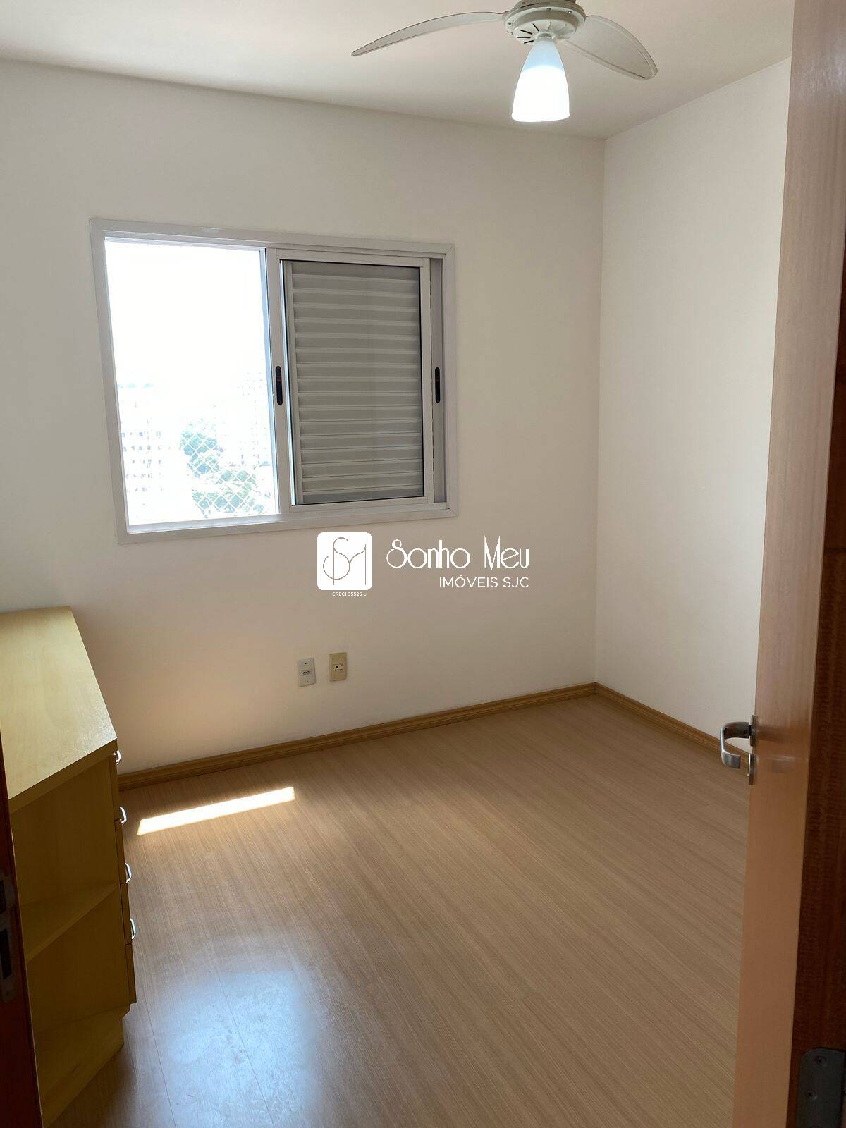 Apartamento para alugar com 3 quartos, 77m² - Foto 11