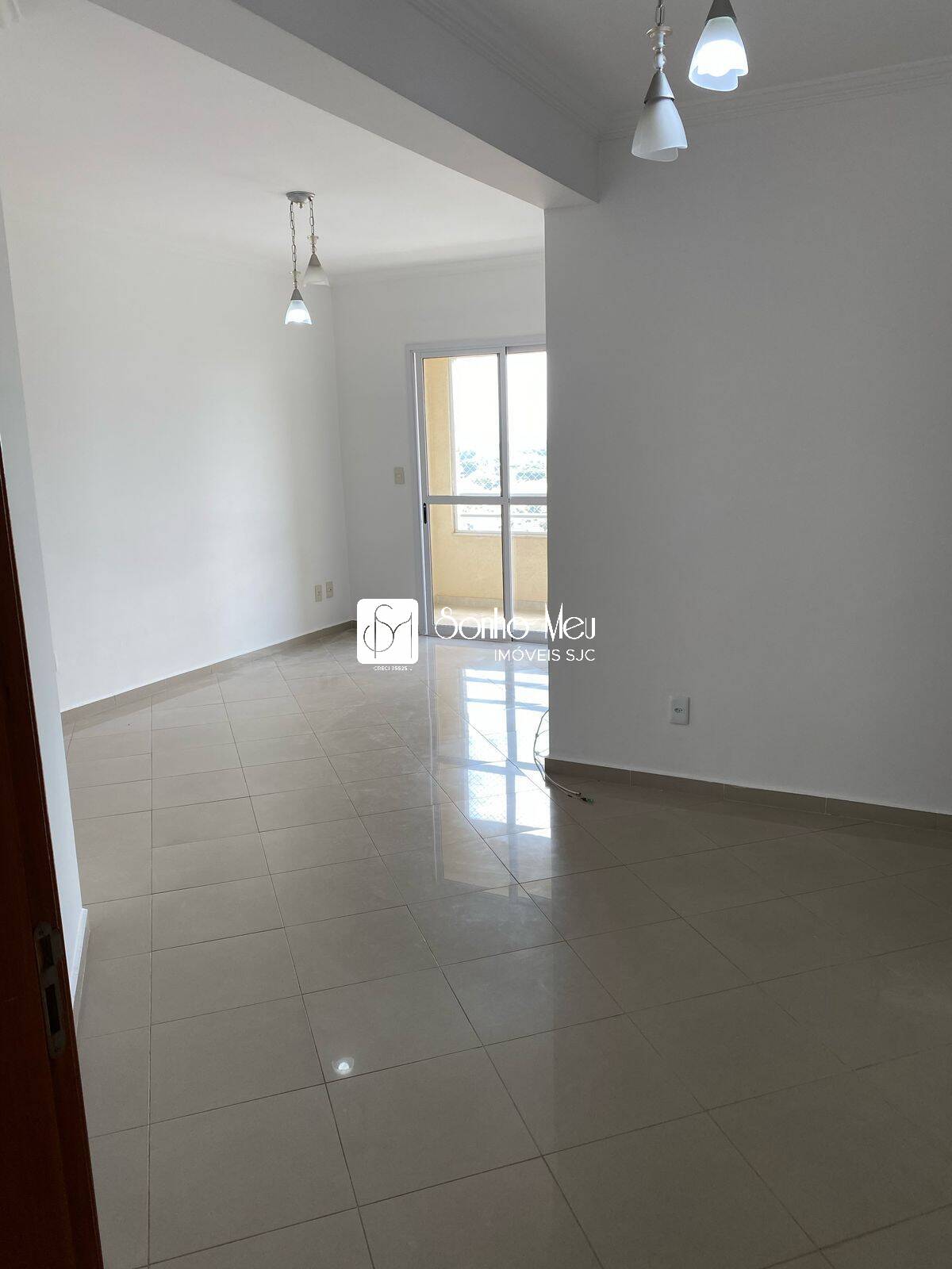 Apartamento para alugar com 3 quartos, 77m² - Foto 4