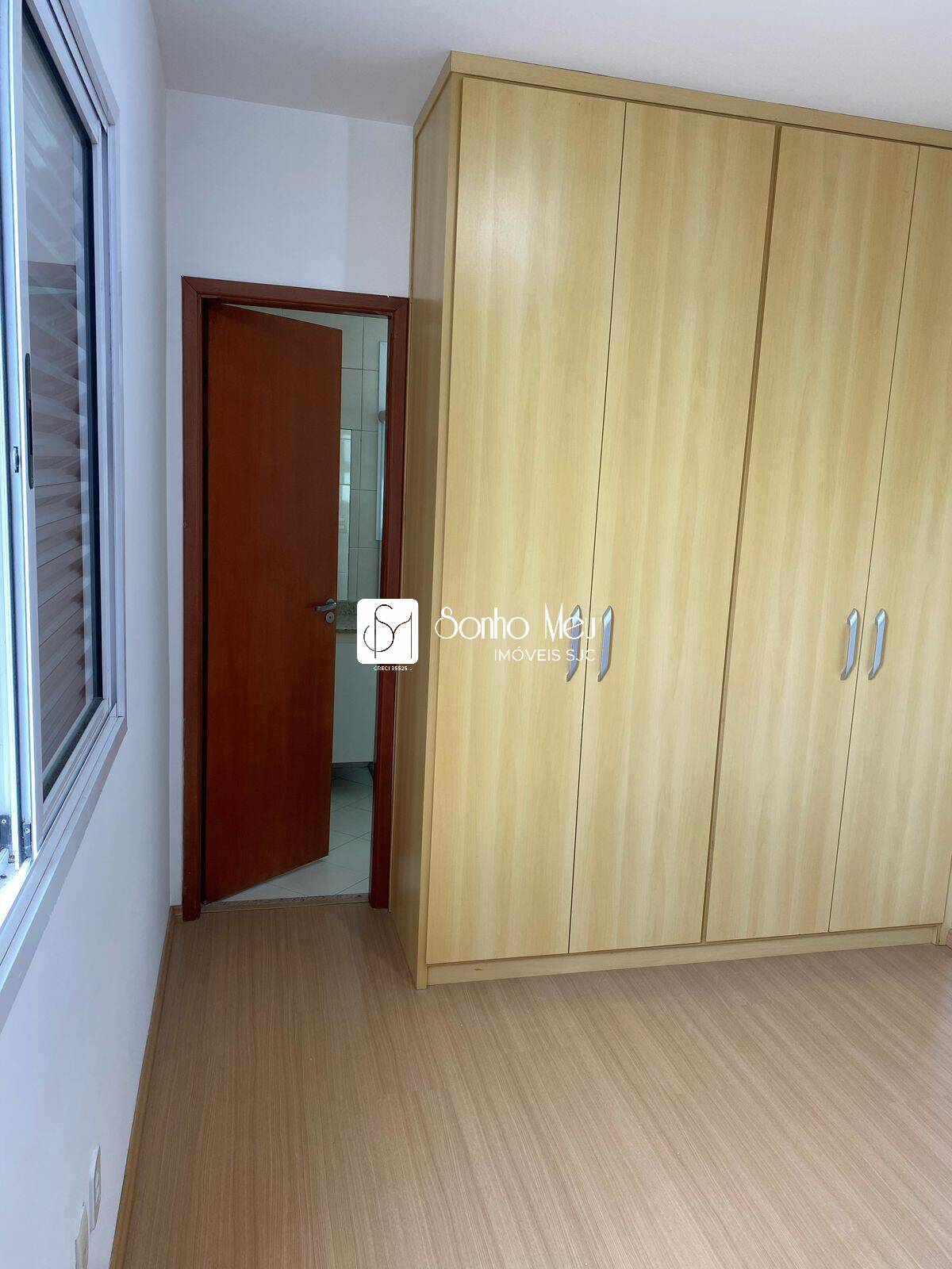 Apartamento para alugar com 3 quartos, 77m² - Foto 8