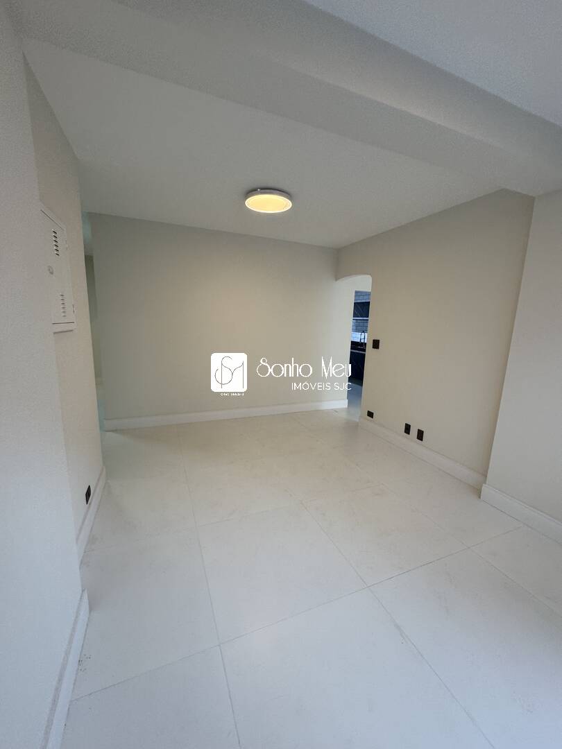 Casa para alugar com 4 quartos, 225m² - Foto 17