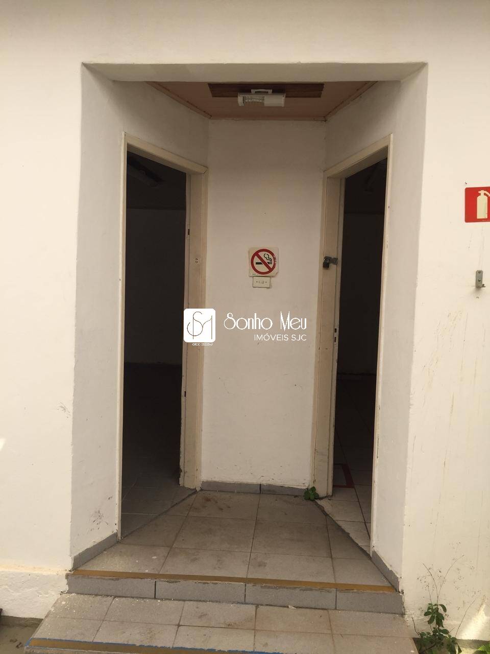 Casa à venda e aluguel com 10 quartos, 360m² - Foto 18