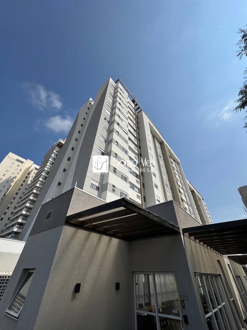 Apartamento à venda com 3 quartos, 75m² - Foto 2