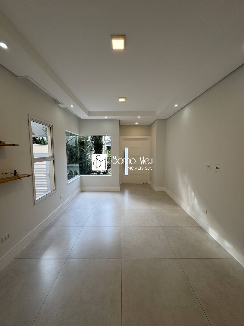 Casa de Condomínio à venda e aluguel com 3 quartos, 206m² - Foto 3