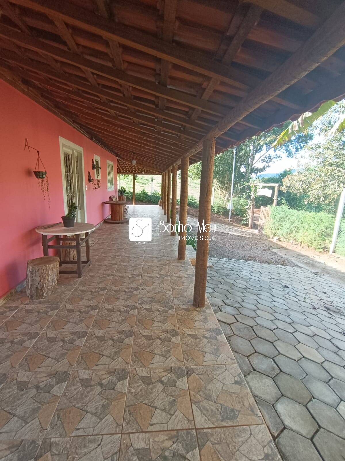 Casa à venda com 3 quartos, 90m² - Foto 13