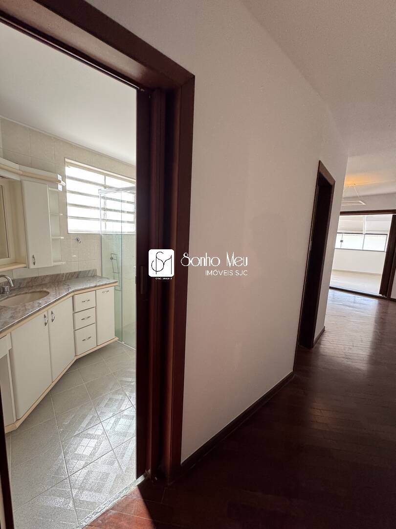 Casa de Condomínio para alugar com 4 quartos, 350m² - Foto 39