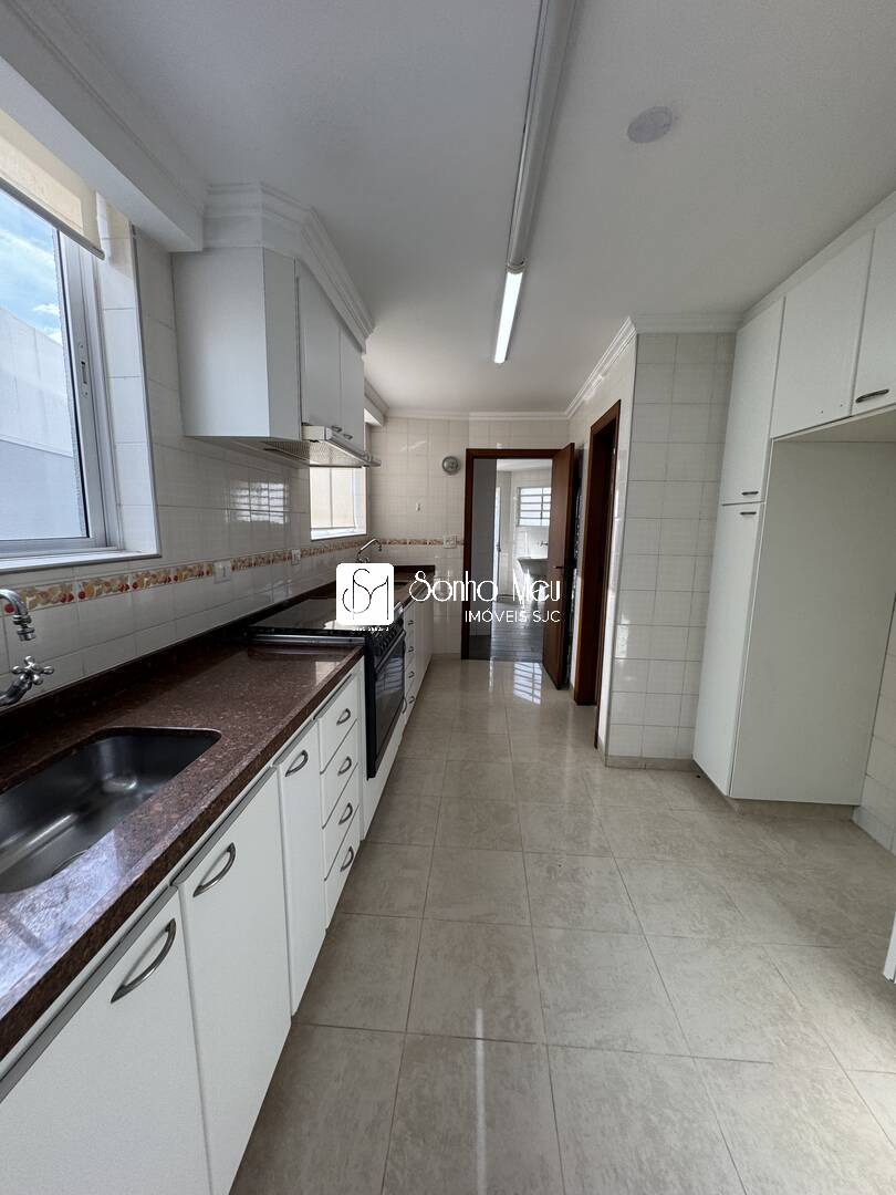Casa de Condomínio para alugar com 4 quartos, 350m² - Foto 45