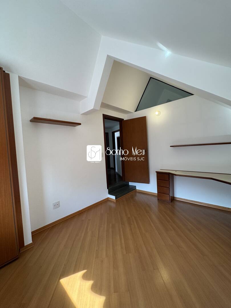 Casa de Condomínio para alugar com 4 quartos, 350m² - Foto 27