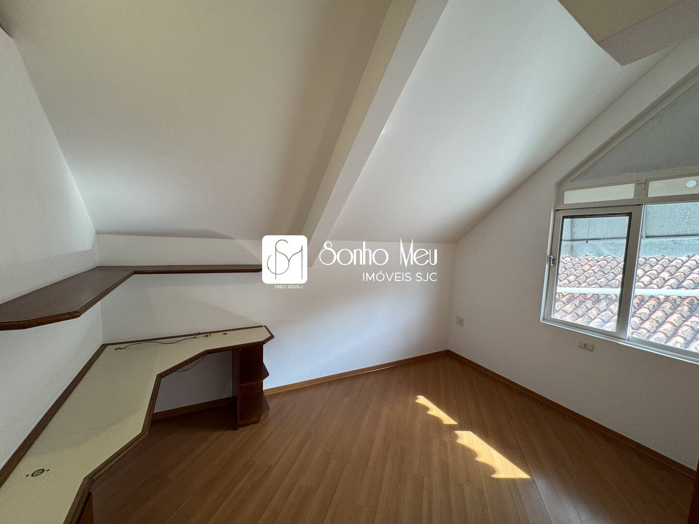 Casa de Condomínio para alugar com 4 quartos, 350m² - Foto 26