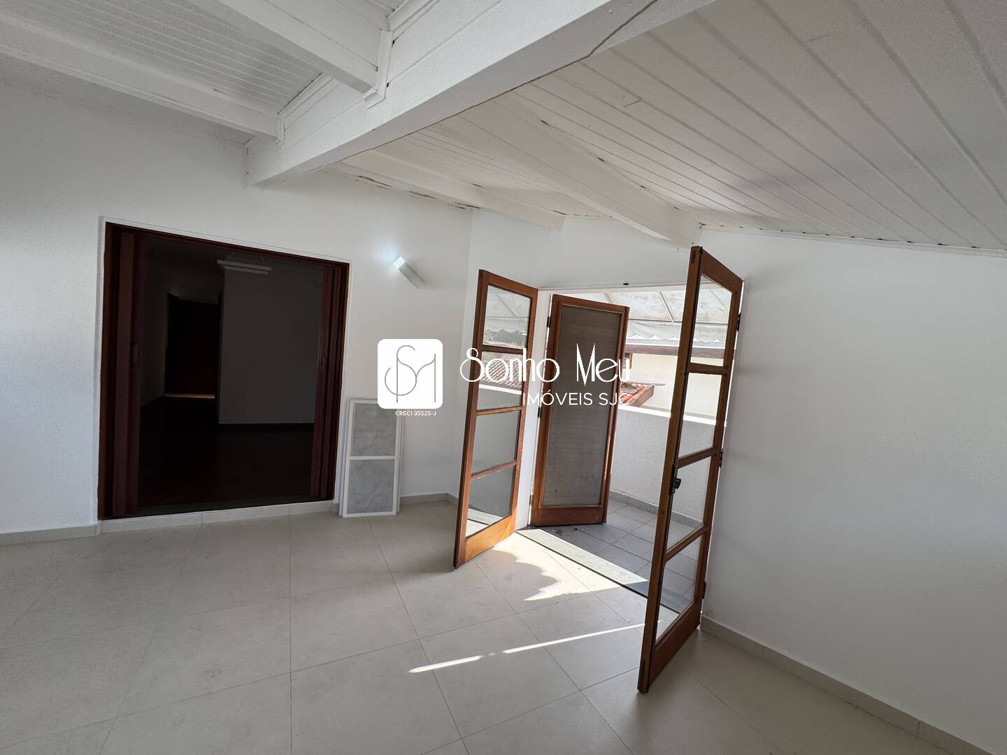 Casa de Condomínio para alugar com 4 quartos, 350m² - Foto 30
