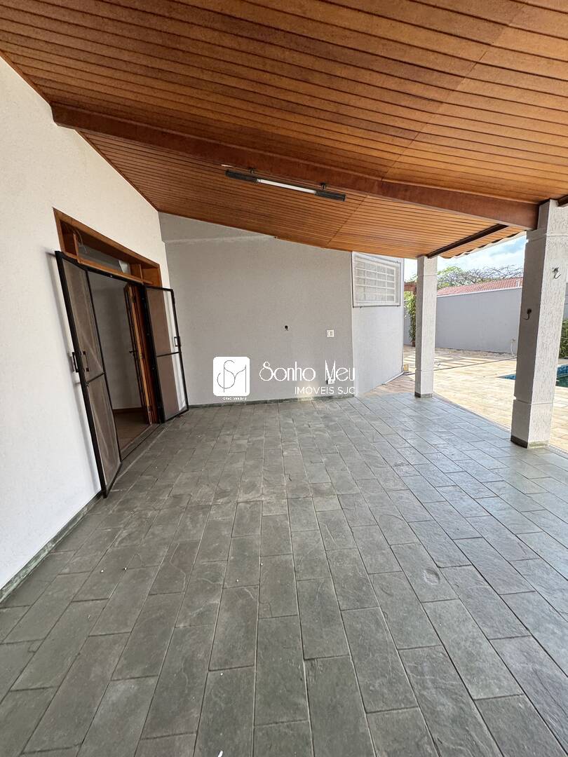Casa de Condomínio para alugar com 4 quartos, 350m² - Foto 55