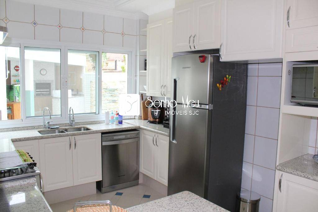 Casa de Condomínio à venda e aluguel com 4 quartos, 409m² - Foto 30