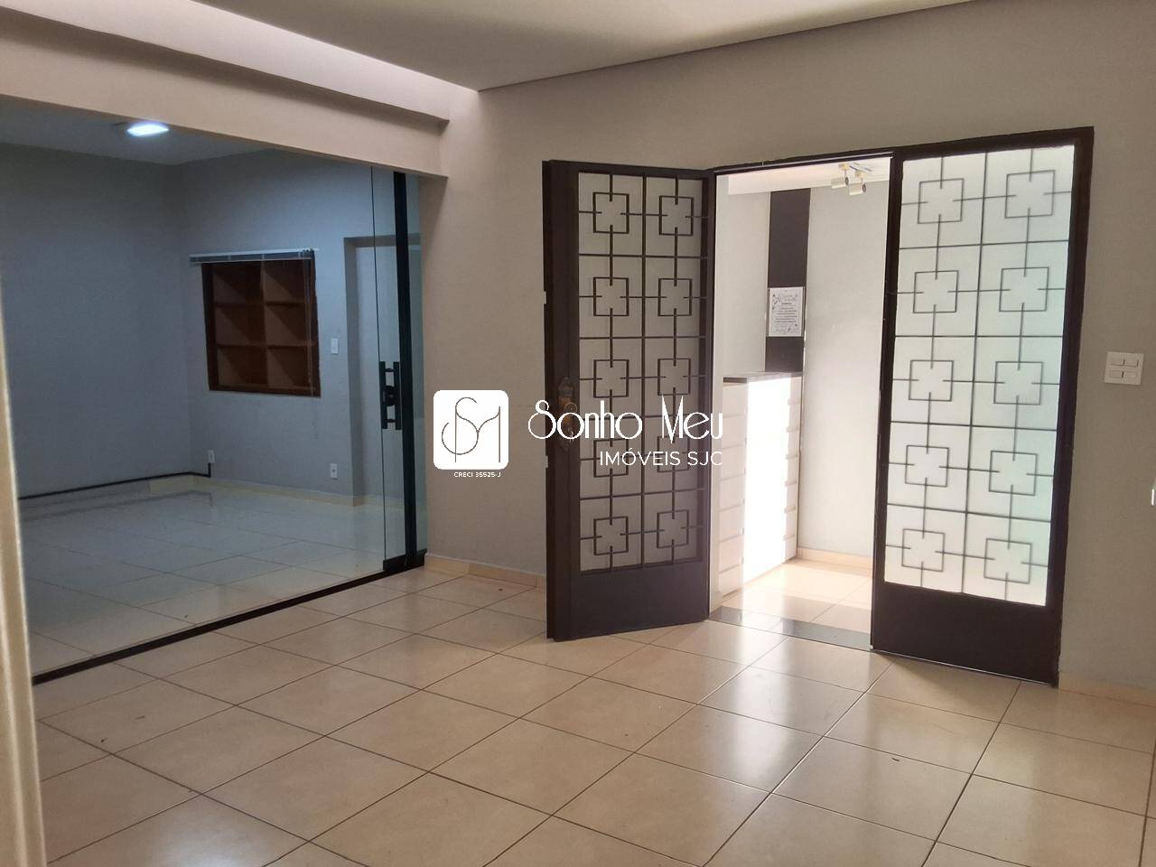 Prédio Inteiro, 130 m² - Foto 1
